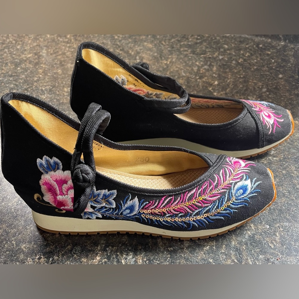 Vintage Inspired Women's Black Embroidered  Shoes- Sequin and Floral Detailing